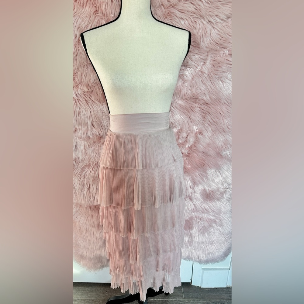 MULIT-TIERED CAKE MIDI SKIRT